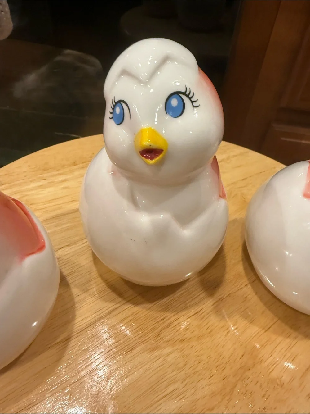 Ceramic White Target Spritz Chick Figurine Set of 3-Home Accents NEW!